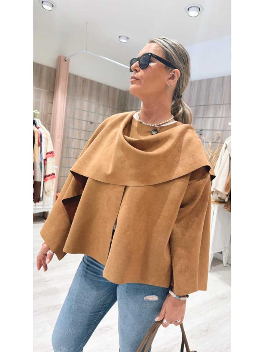 Chaqueta Efecto Capa