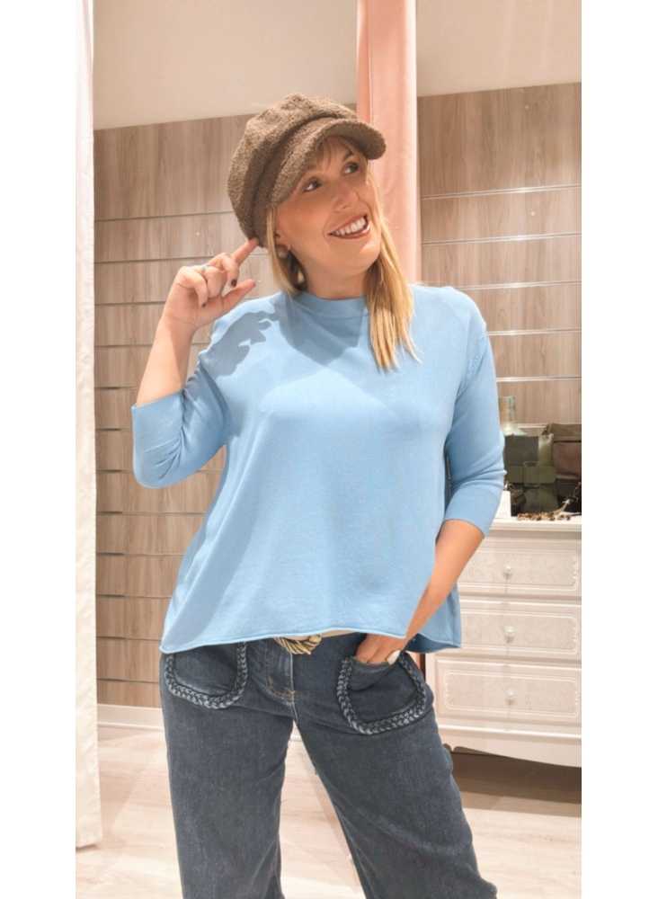 Jersey Salma Azul de manga larga y corte recto.