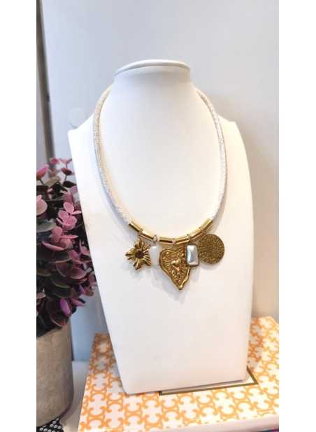 Perfecto para looks sofisticados. ¡Disponible en Le Munir!