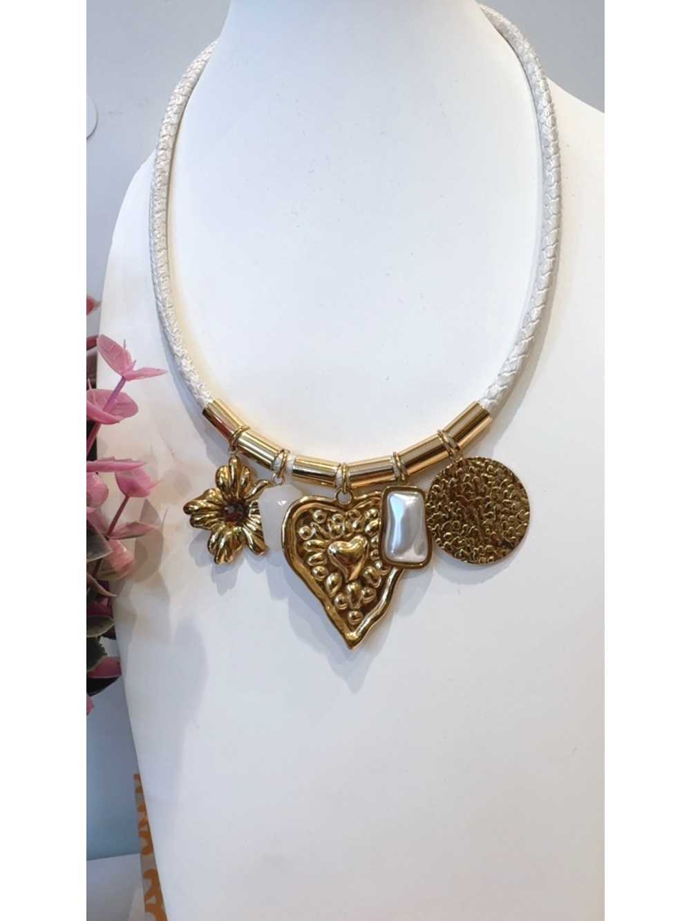 Collar Blanca