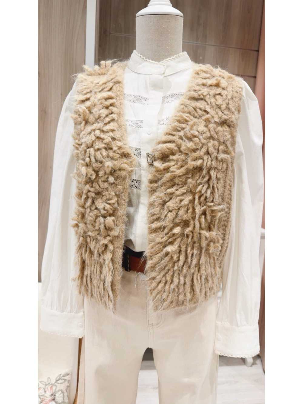 Chaleco Nuria Camel