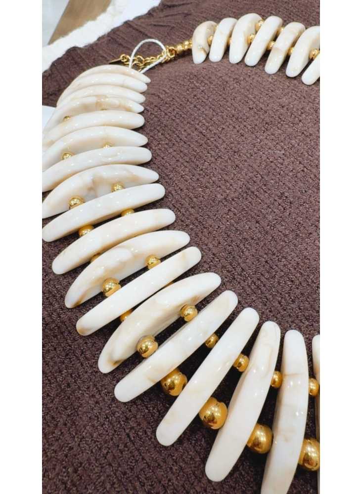 Collar Vega