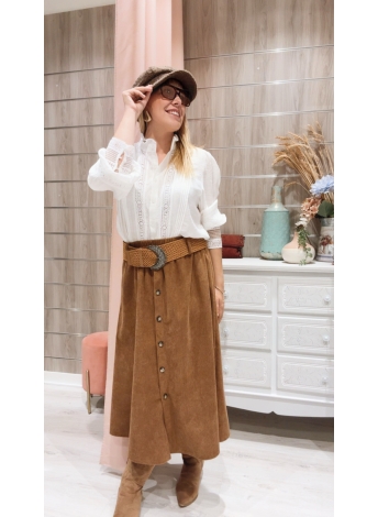 Detalle de la cintura elástica y textura de pana de la Falda Salma