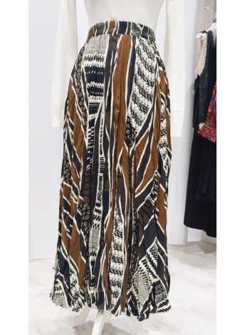 Detalle de la cintura elástica de la Falda Eloísa