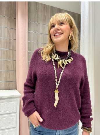 Jersey Lola Violeta mostrando su textura mullida